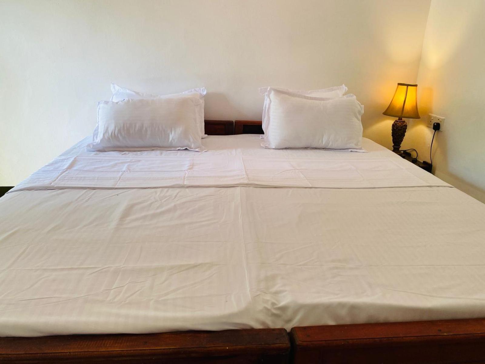 Hotel Aaliya Bay Arugam Bay Zewnętrze zdjęcie